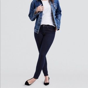 Levi’s 721 High Rise Skinny